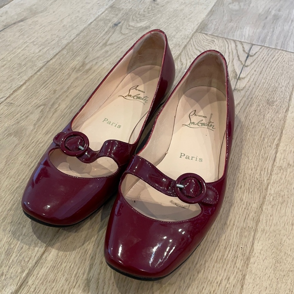 Christian Louboutin Patent Flats - 38.5